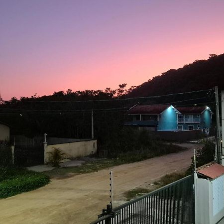 Apartamento Kitnet Aconchegante Praia De Maranduba Ubatuba Exterior foto